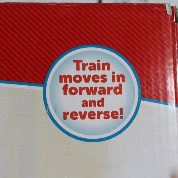 Kid Connection Railroad Engine Tracks 22 Pieces Battery Powered Real Train Sound - Picture 7 of 10